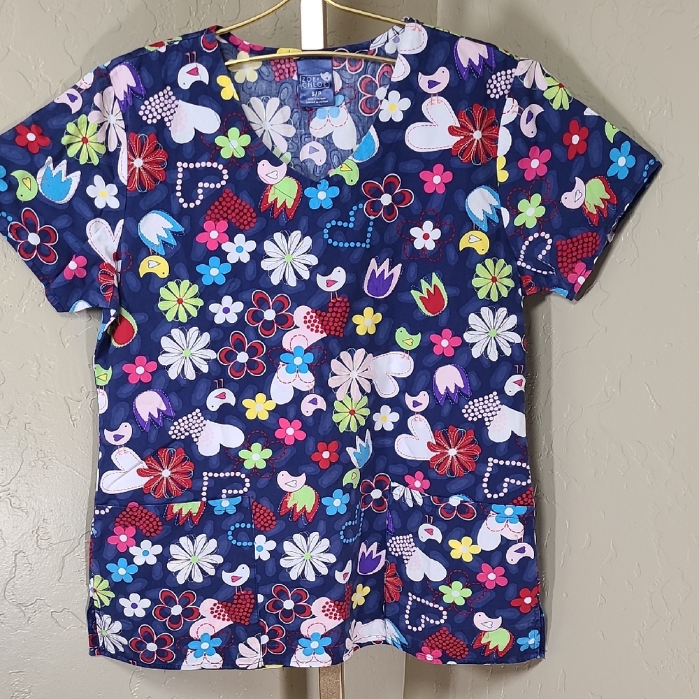 ZOE + CHLOE Blue‎ Uniform Scrub Top Floral Heart Bird Print Shirt 100% Cotton